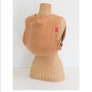 Sakura bloom Onbuhimo cattier , like new